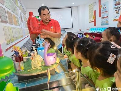科技加碼，拓展體驗(yàn) 滕州創(chuàng)新第二課堂教育實(shí)踐
